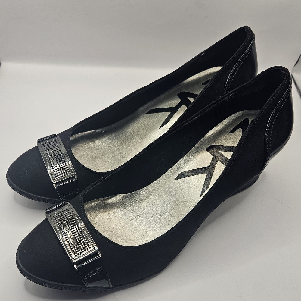 Anne Klein Sport Black Fabric Wedges Sz 9